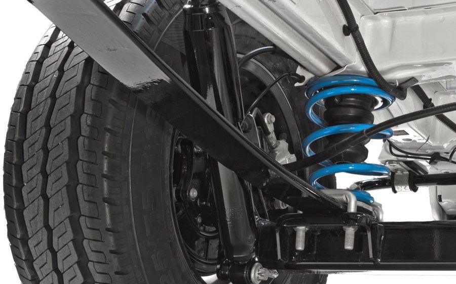 VB-Airsuspension luchtvering onder camper, close-up